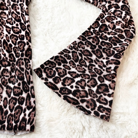 WH|BM Crew Neck Leopard Print Sweater - Picture 6 of 7